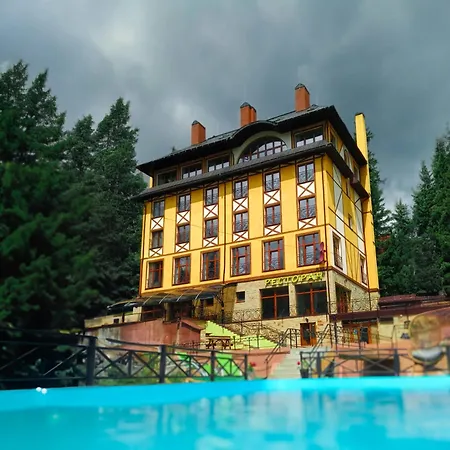 Готель Вілла Драгобрат Hotel *